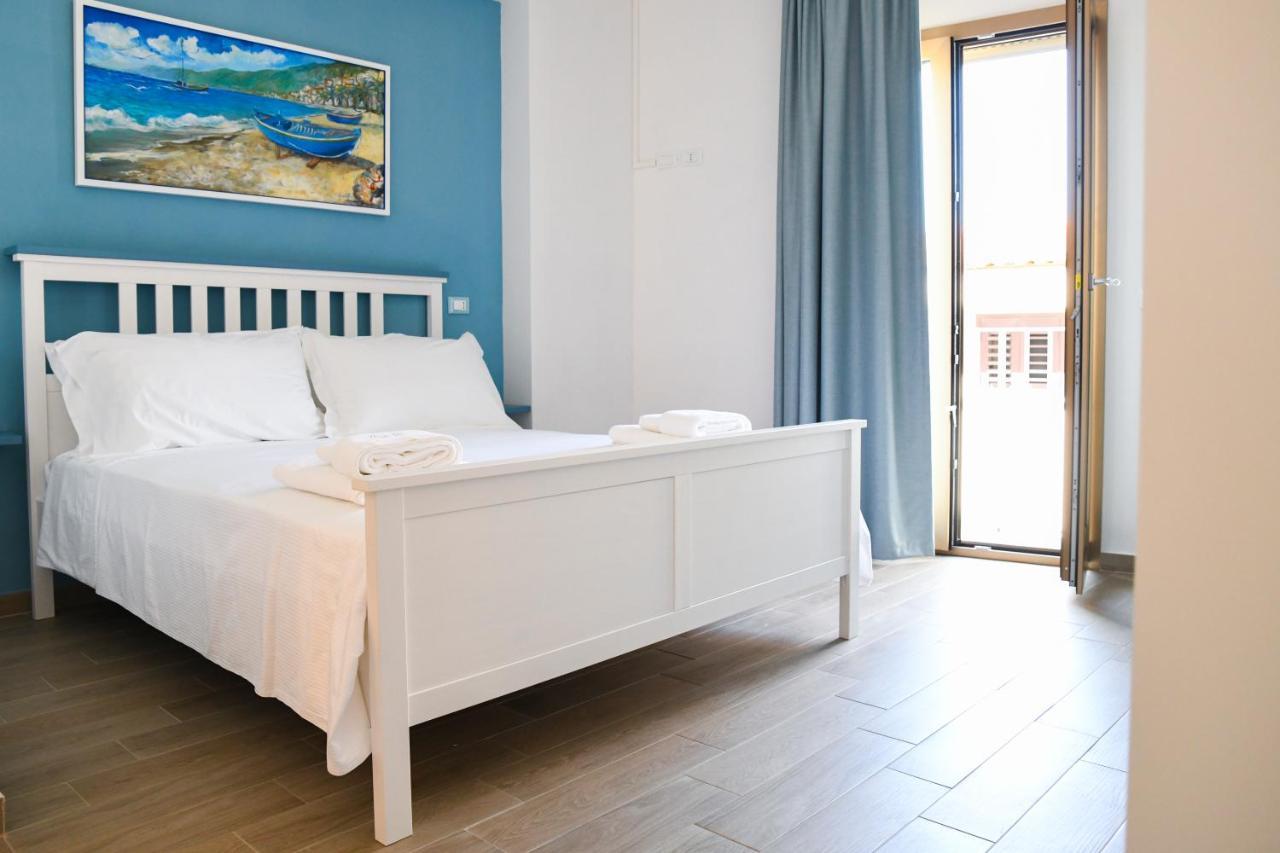 Signora Tita B&B Chianalea - Шилла Екстер'єр фото