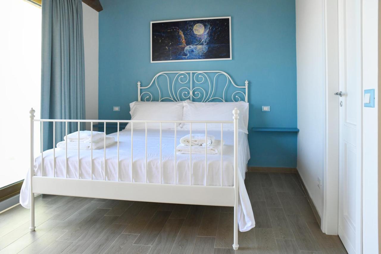 Signora Tita B&B Chianalea - Шилла Екстер'єр фото