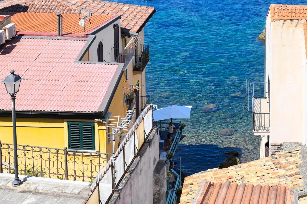 Signora Tita B&B Chianalea - Шилла Екстер'єр фото
